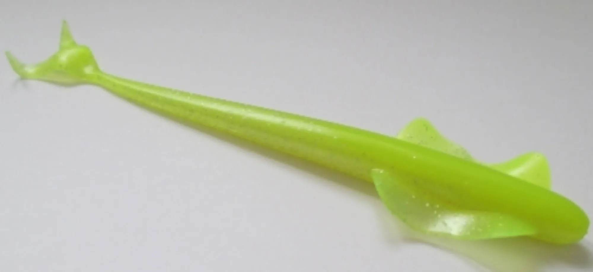 Hot Harri Lindberg Aaltonen keltainen hopeahile 6" 150mm 9,2g 5kpl