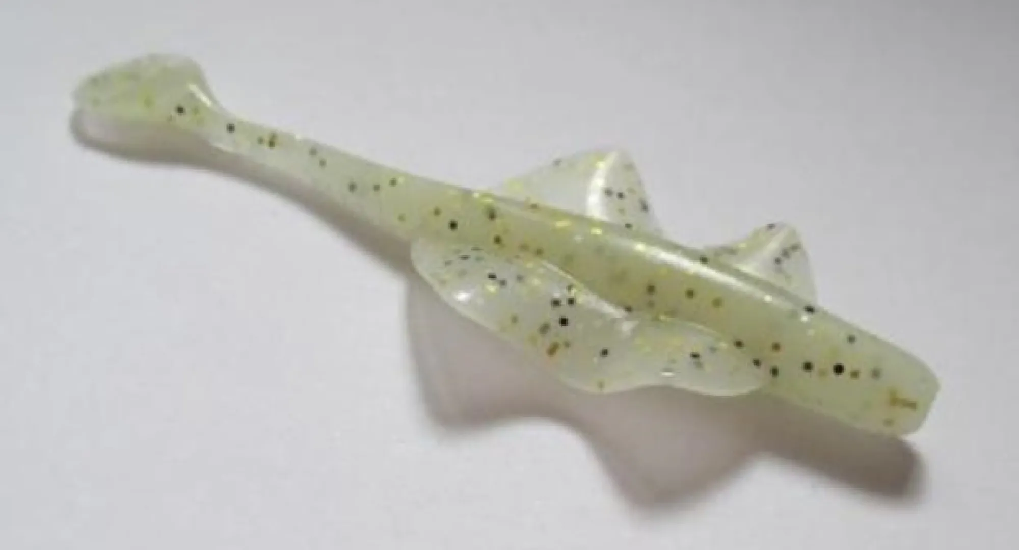 Hot Harri Lindberg Aaltonen valkoinen hehku 4" 100mm 6,1g 7kpl