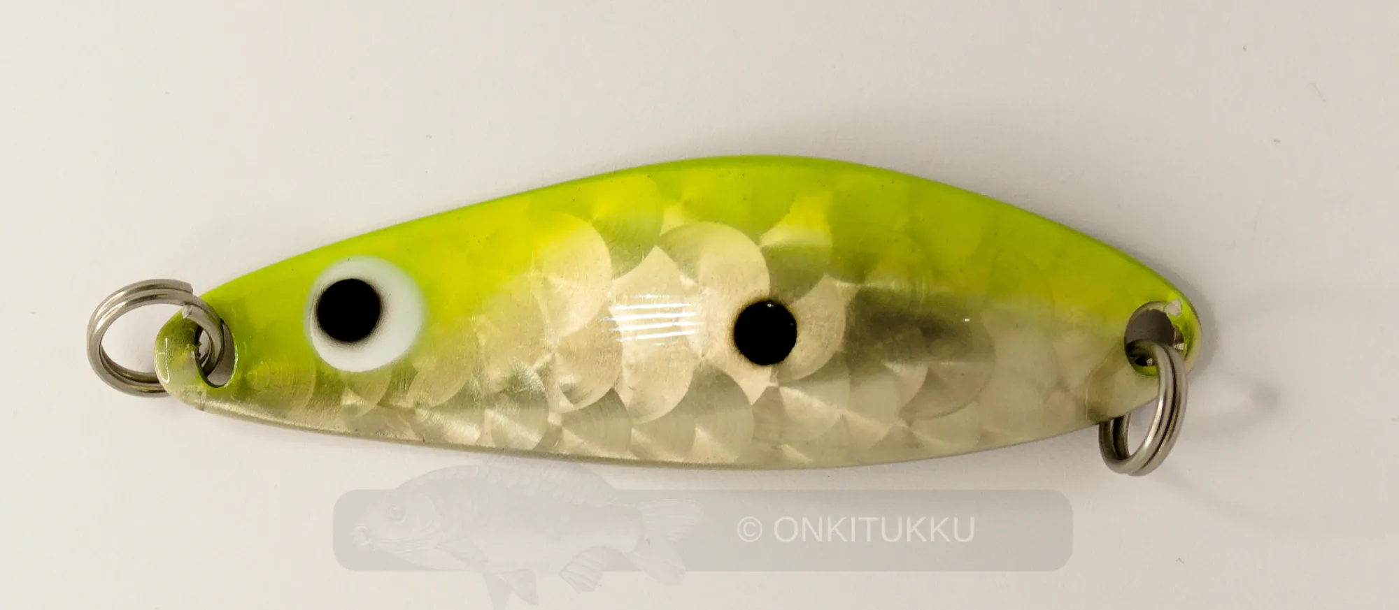 Sale Kapun taimen uistin 68mm 15g väri 1