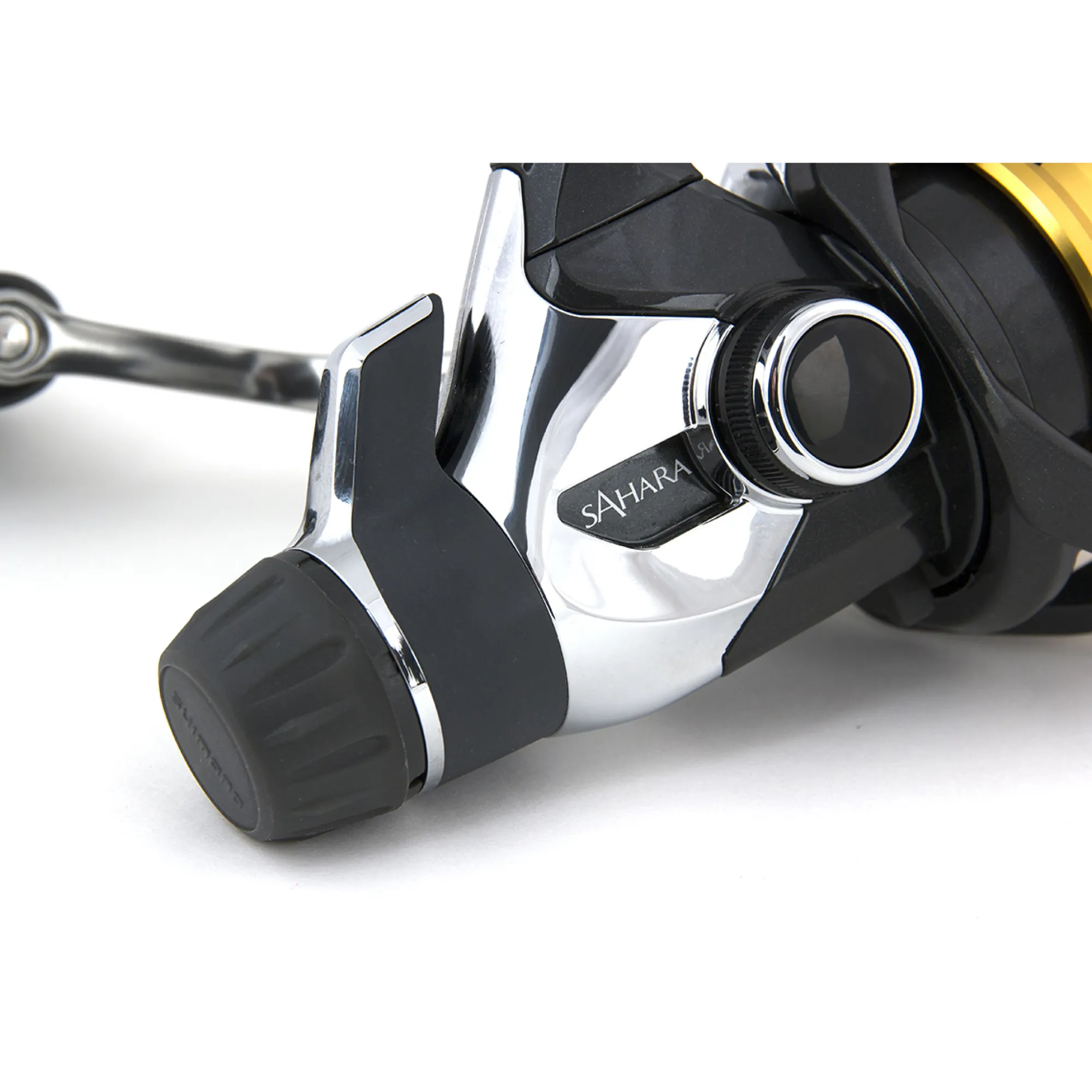 New Shimano Sahara 2500 R Takajarrullinen avokela