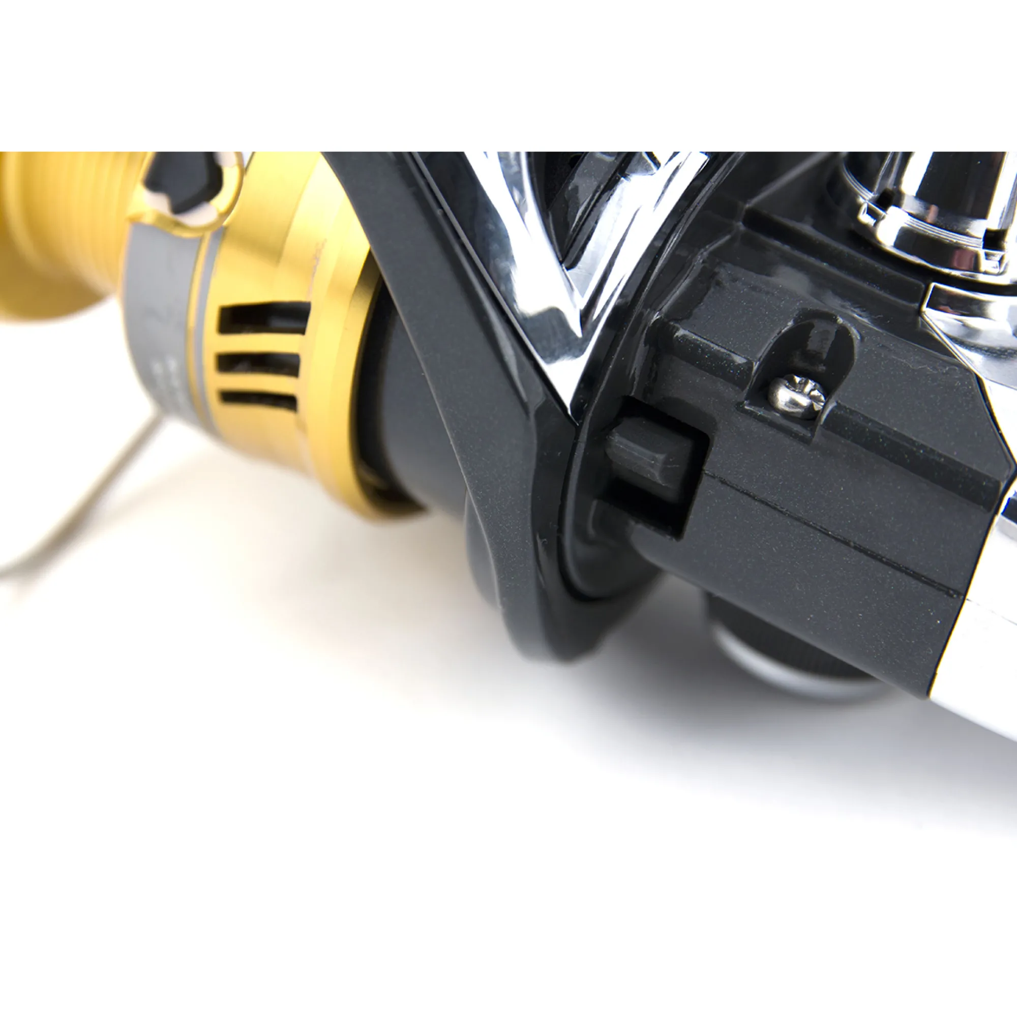 Discount Shimano Sahara 4000 RD Takajarrullinen avokela