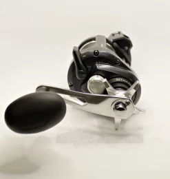 Shimano Tekota A 500 HG LCM hyrräkela metrilaskurilla